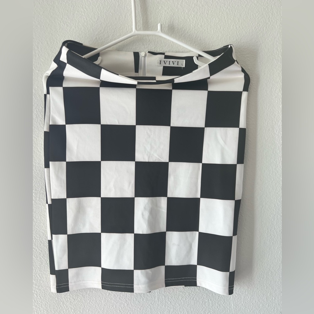 I VIVI Skirt Size L,  check measurements for fit!